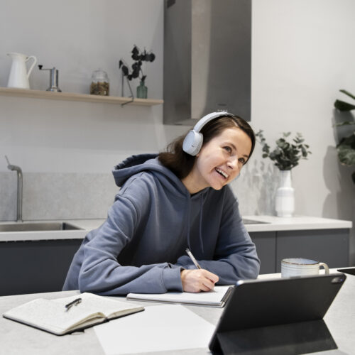 Nauka angielskiego i włoskiego online w szkole Językoteka